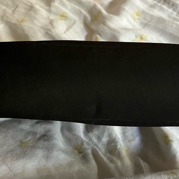 Chanel Cosmetics Bag 2007 - Picture 4 of 4